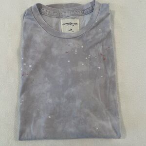 Abercrombie & Fitch Gray Short Sleeve Tee